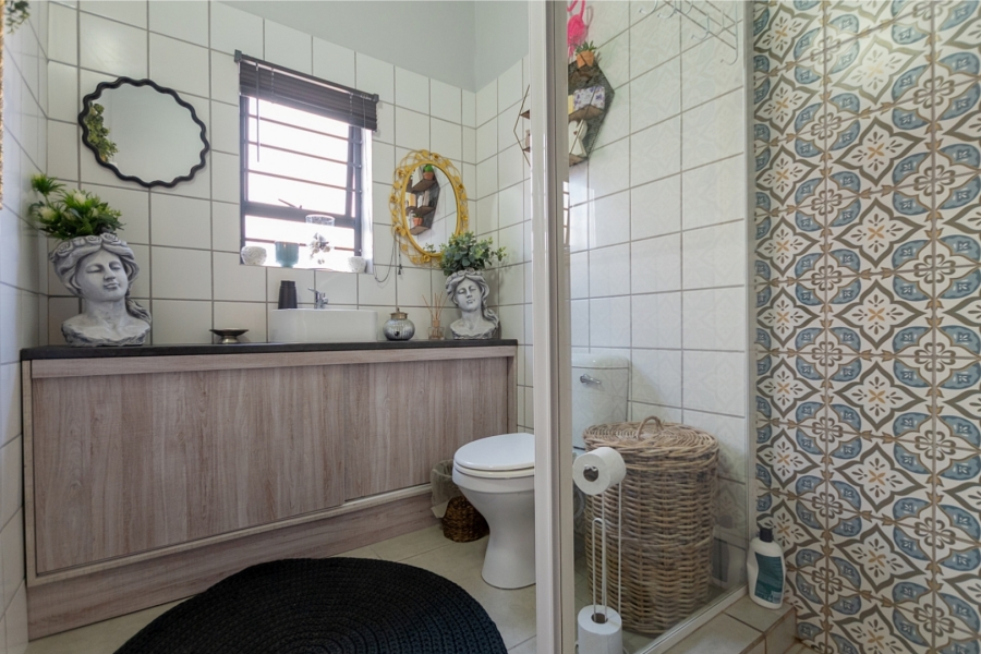 2 Bedroom Property for Sale in Velddrif Western Cape